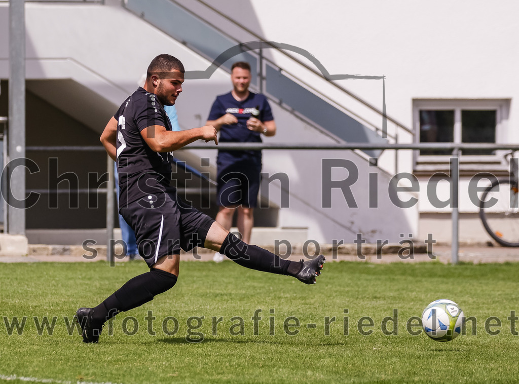 2023-07-30_072_FC_Lengdorf_II_gegen_SG_Anzing_Parsdorf | Lengdorf, Deutschland, 30.07.2023:
Fußball, Kreisliga 2023 / 2024, 1. Spieltag, FC Lengdorf gegen SpVgg Altenerding, Endergebnis: 0:1

Foto: Christian Riedel / fotografie-riedel.net