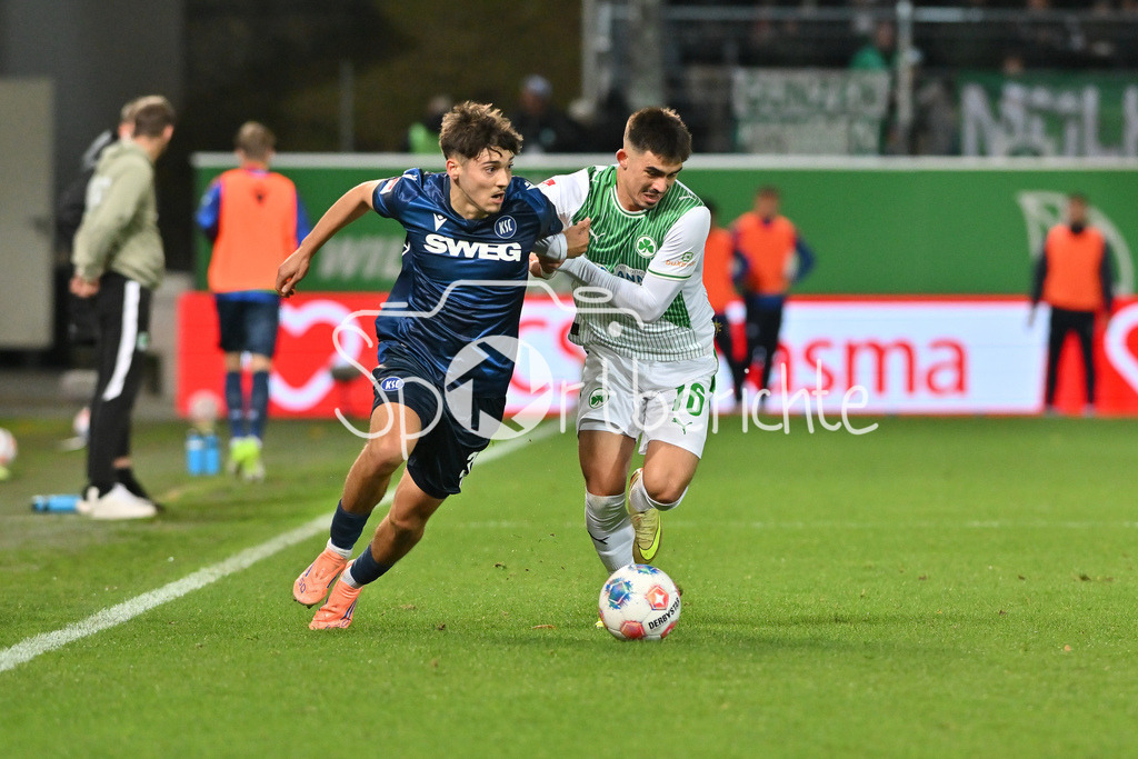 SpVgg Greuther Fürth - Karlsruher SC | FUERTH, GERMANY - OCTOBER 24: Rafael PINTO PEDROSA (Karlsruher SC 36) against Aaron KELLER (SpVgg Greuther Fuerth 16) during the 2. bundesliga match between SpVgg Greuther Fuerth vs. Karlsruher SC on matchday 10 at Sportpark Ronhof Thomas Sommer on October 24, 2025 in Fuerth, Germany / DFL REGULATIONS PROHIBIT ANY USE OF PHOTOGRAPHS AS IMAGE SEQUENCES AND/OR QUASI-VIDEO