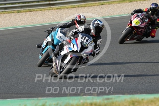 2024_05_17_PBK_22229 | Sportfotografie; SlowMotion; Video; Rennstrecke; Hafeneger; Speer; Racing; RSE; BMW; CBO; Trackday; Motorsportarena; Hockenheimring; Brno; Most; Barcelona; Valencia