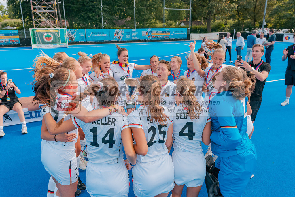 HK_20230716_902629 | Euro Hockey WU18 Siegerehrungen Championship Girls &amp; Boys am 16.7.2023 CHTC , Krefeld ,