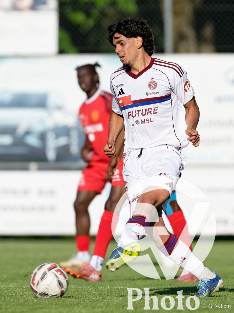 Lancy FC  v Servette FC M-21  - 1ere ligue Classic  | Geneva, Switzerland - April 25 : during the 1ere ligue Classic  match between Lancy FC  and Servette FC M-21  at Stade de Marignac on April 25 , 2026 in Geneva, Switzerland.