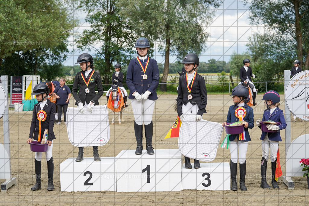 20240630-FAH02520 | Turnierbilder Schwabmünchen, Dressurbilder, Springreitturnier, Reitsportbilder, Turnierfotografen Bayern, Turnierfotograf