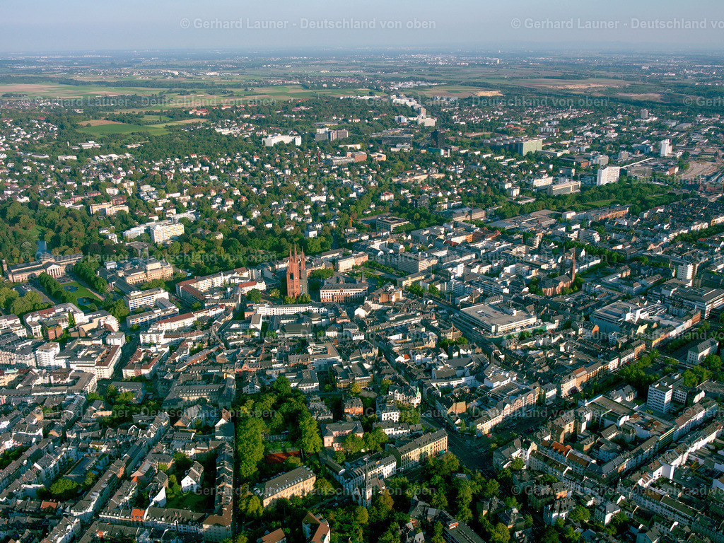 24s05006 | Online-Shop für Luftbilder aus Deutschland. Seit über 45 Jahren baut Gerhard Launer das Luftbildarchiv mit unterschiedlichsten Themen stetig weiter aus.
