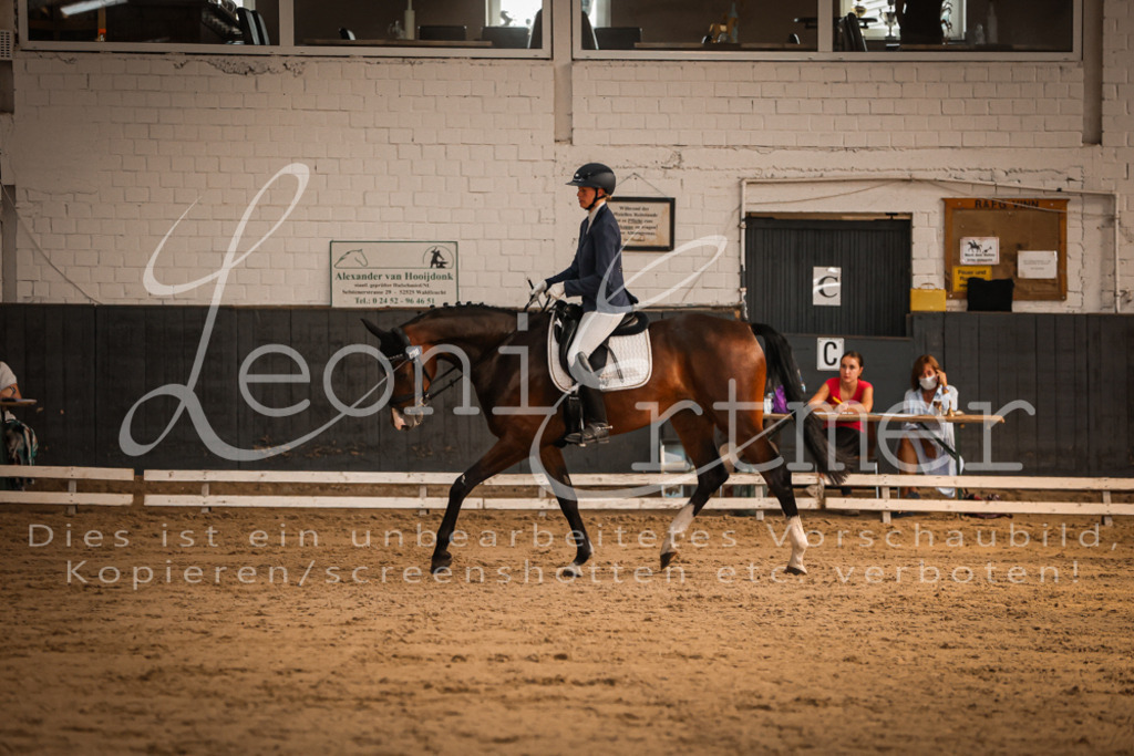 09.FrGP00122 | Leoni Ertmer Photography - Realisiert mit Pictrs.com