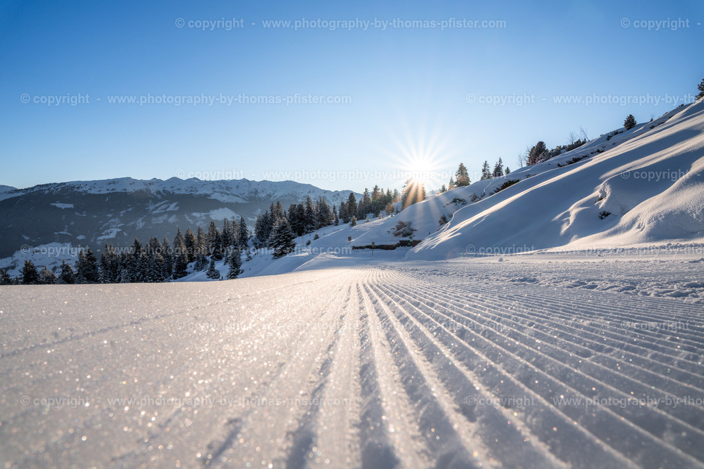  Winterwandern Hochzillertal copyright  Thomas Pfister-32 | PHOTOGRAPHY BY THOMAS PFISTER