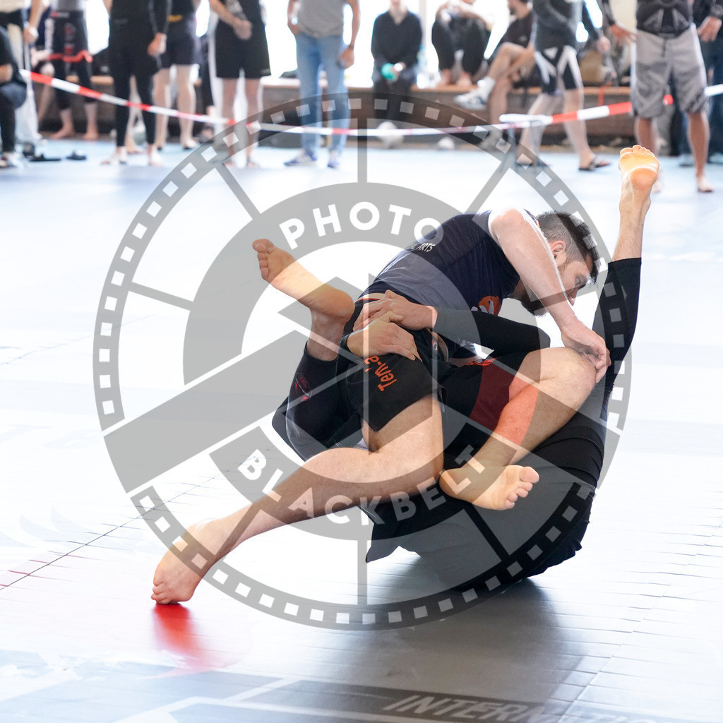 20240608PBB00703 | Fighters compete during the ILLCS VII summer edition luna livre competition in Hannover, Germany, on June 8, 2024.