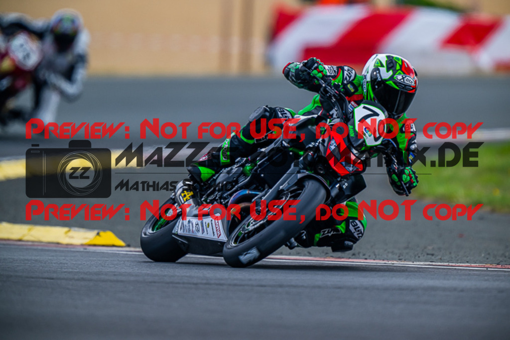 MaZZes_FotoMatrix_220723_6003 | IDM1000