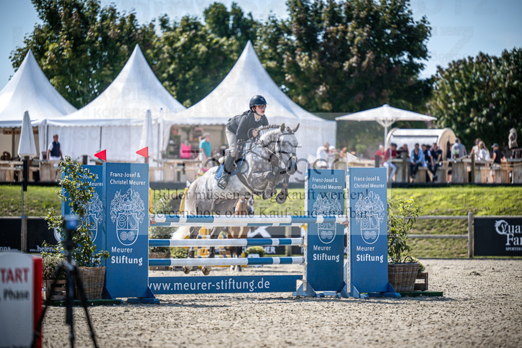DOS_0919 | Entdecke hochwertige Reitturnierfotos von Foto Oger. Professionell, emotional und authentisch – jetzt Lieblingsmomente im Shop bestellen.Deutschlandweite Turnierfotografie. - Realisiert mit Pictrs.com