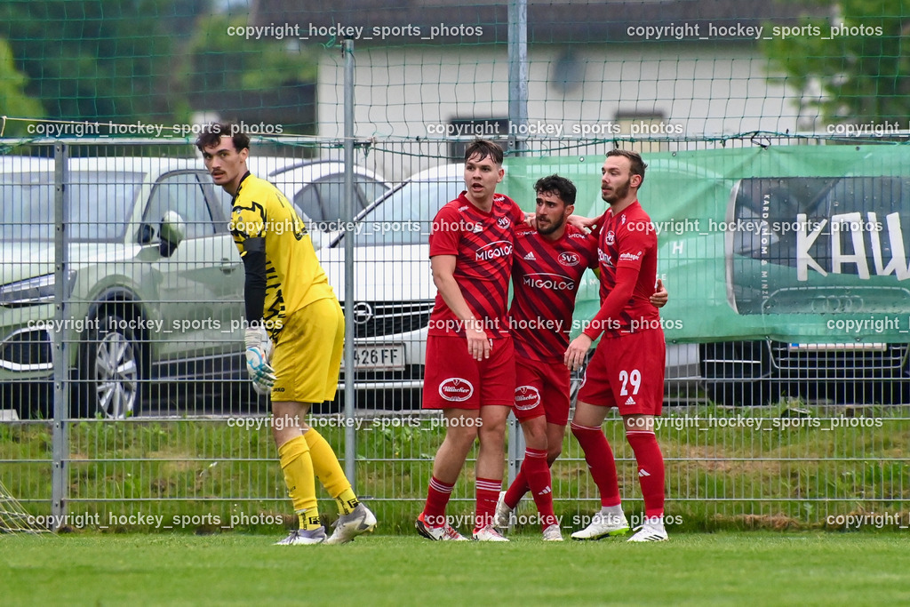 SC Landskron vs. SV St. Jakob  | #22 Alexander Jürgen Pöschl SC Landskron, Jubel SV St. Jakob, #6 Florian Schaller SV St. Jakob, #7 Manuel Alexander Schüttelkopf SV St. Jakob, #29 Thomas Ogradnig SV St. Jakob, SC Landskron vs. SV St. Jakob , SC Landskron vs. SV St. Jakob  am 16.05.2024 in Villach (Sportpark Landskron), Austria, (Photo by Bernd Stefan)