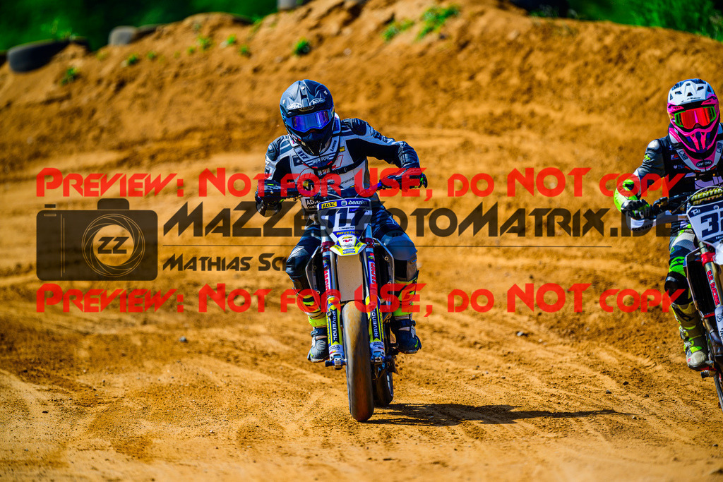 MaZZes_FotoMatrix_240511_6007705_1726 | S4