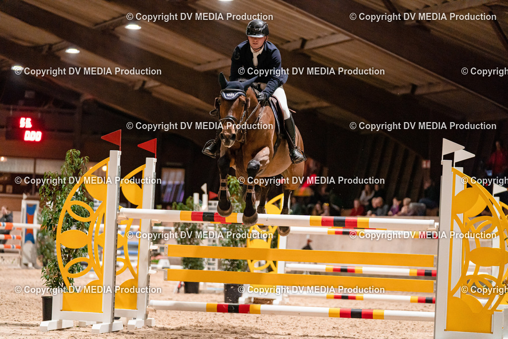 Springen Tag 1-810 | dv-media-shop - Realisiert mit Pictrs.com