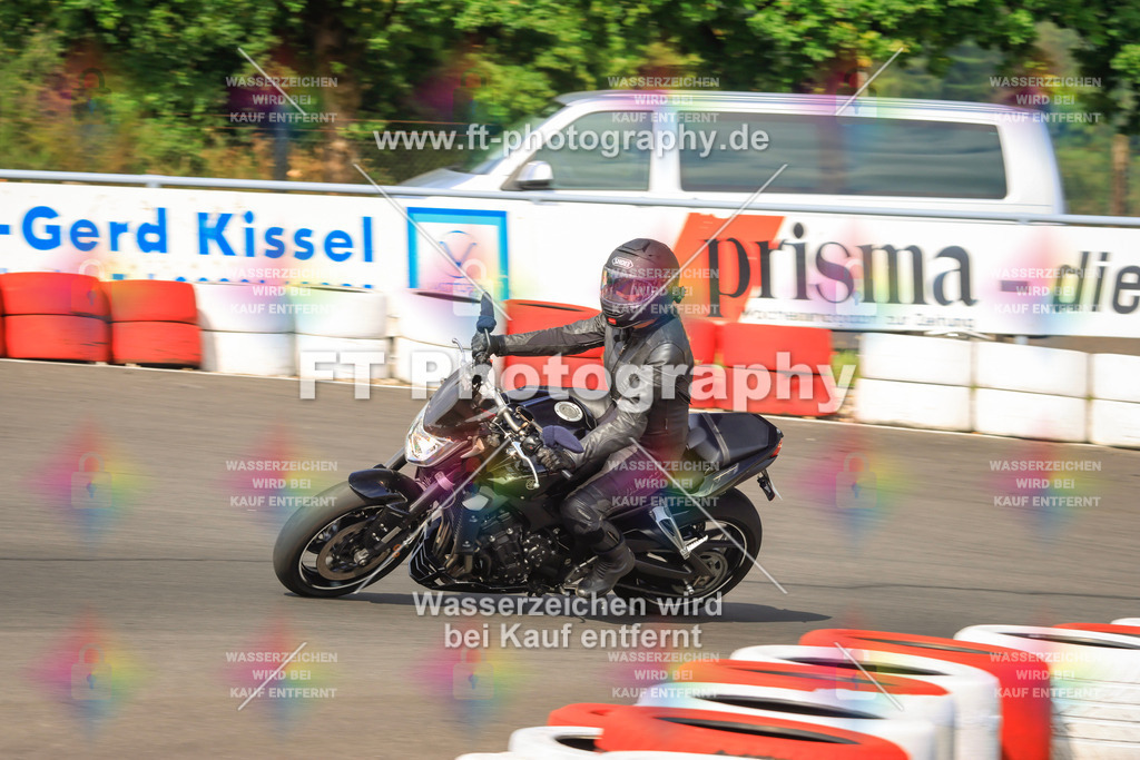 _DSK2106 | Hier findet Ihr Bilder von Touristenfahrten auf der Nürburgring Nordschleife oder von anderen Veranstaltungen die ich besucht habe. Viel Spass beim Durch Schauen 