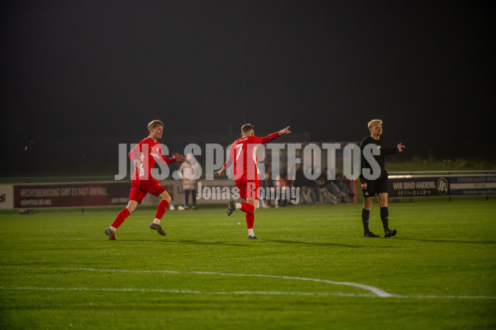 VFL-RWV_07.11.2025-6 | jns.sportfotos - Realisiert mit Pictrs.com