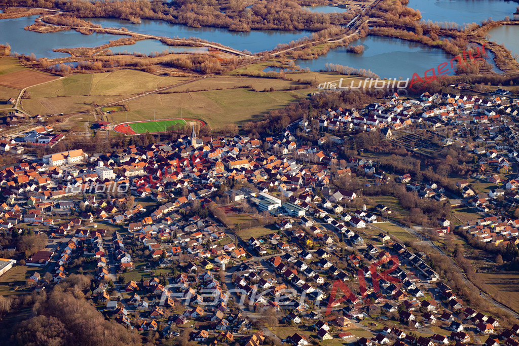 aktuelles Luftbild von  Baunach - Luftaufnahme wurde 2019 von https://frankenair.de mittels Flugzeug (keine Drohne) erstellt.