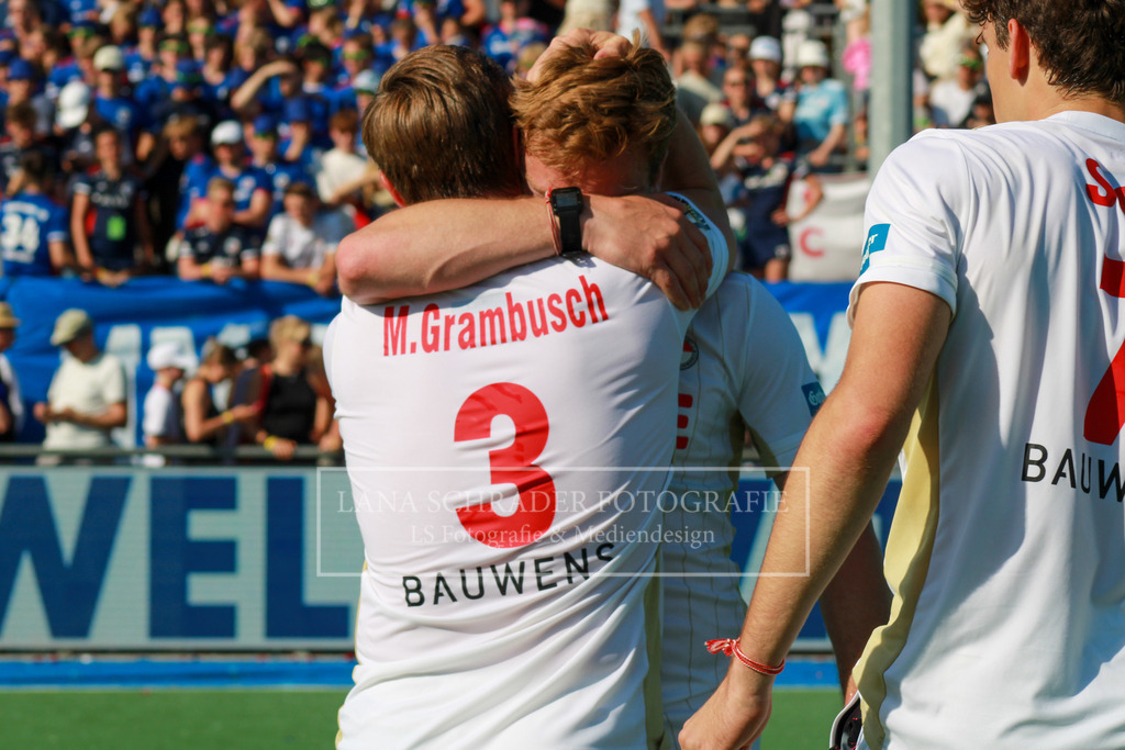 DM23 Finale Herren Mannheimer HC -  Rot-Weiß Köln 04.06.23-224 | lanaschraderfotografie - Realisiert mit Pictrs.com