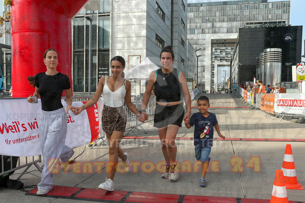 250920_1549_EX1_0732 | Sportfotografie im Rhein-Sieg Kreis, Köln, Bonn, NRW, Rheinland Pfalz, Hessen, etc. Unser Tätigkeitsfeld umfasst den Laufsport vom Volkslauf über den Marathon, Duathlon, Triathon bis zum Ultralauf wie Kölnpfad Ultra oder Schindertrail.