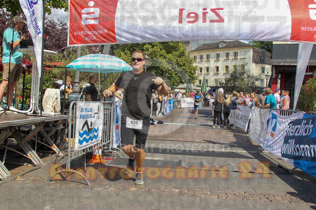 250824_1445_EV4_2178 | Sportfotografie im Rhein-Sieg Kreis, Köln, Bonn, NRW, Rheinland Pfalz, Hessen, etc. Unser Tätigkeitsfeld umfasst den Laufsport vom Volkslauf über den Marathon, Duathlon, Triathon bis zum Ultralauf wie Kölnpfad Ultra oder Schindertrail.