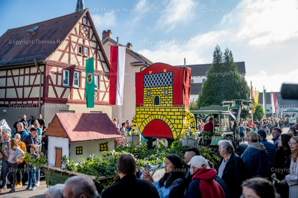 DSC_2982 | ble, Einhausen Giggelkerwe, Kerweumzug, Vorkaufsrecht der Gemeinde - Gruppe Ladännche, ,, Bild: Thomas Neu