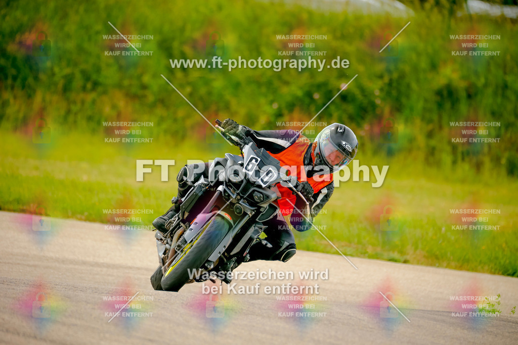 _MOT1325 | Hier findet Ihr Bilder von Touristenfahrten auf der Nürburgring Nordschleife oder von anderen Veranstaltungen die ich besucht habe. Viel Spass beim Durch Schauen 