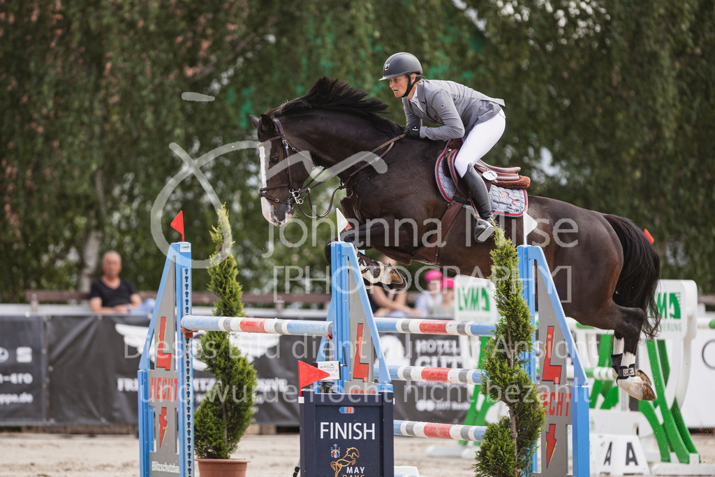 250530_MayDays_Zeit-M2-316 | Deine schönsten Turniermomente als professionelle Fotos! Entdecke hochwertige Pferdesport-Fotografie im Online-Shop. Jetzt Fotos finden & bestellen!