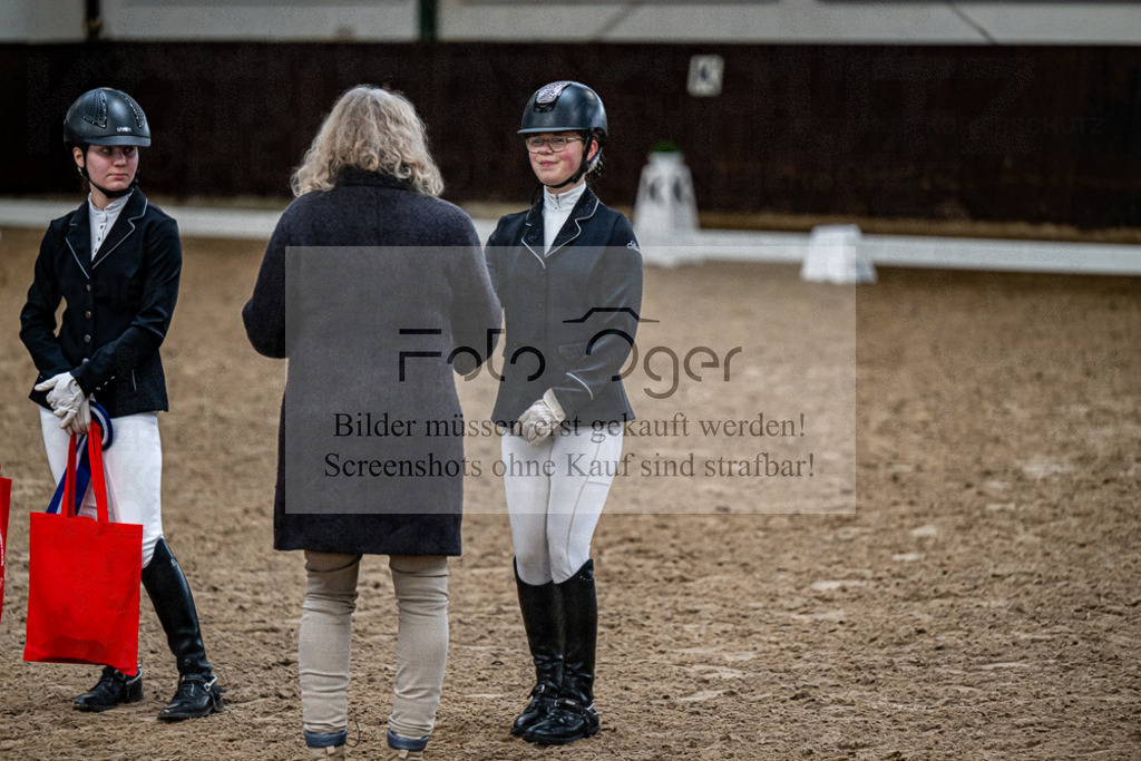 20240310-DOS_1199 | Entdecke hochwertige Reitturnierfotos von Foto Oger. Professionell, emotional und authentisch – jetzt Lieblingsmomente im Shop bestellen.Deutschlandweite Turnierfotografie. - Realisiert mit Pictrs.com