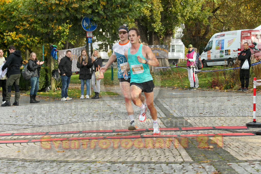 241020_0953_EX1_7241 | Sportfotografie im Rhein-Sieg Kreis, Köln, Bonn, NRW, Rheinland Pfalz, Hessen, etc. Unser Tätigkeitsfeld umfasst den Laufsport vom Volkslauf über den Marathon, Duathlon, Triathon bis zum Ultralauf wie Kölnpfad Ultra oder Schindertrail.