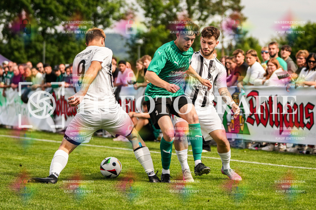 GER, FC Zell - FC Wittlingen, Fussball, Rothaus Bezirkpokal, Finale, Saison 2024/2025, 29.05.2025 | GER, FC Zell - FC Wittlingen, Fussball, Rothaus Bezirkpokal, Finale, Saison 2024/2025, 29.05.2025Foto: TH Fotografie/Alessio Bosco