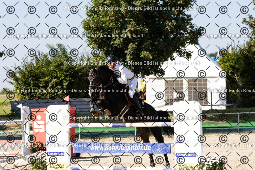 CL5A7674 | Emilia Reinking Fotografie - Realisiert mit Pictrs.com