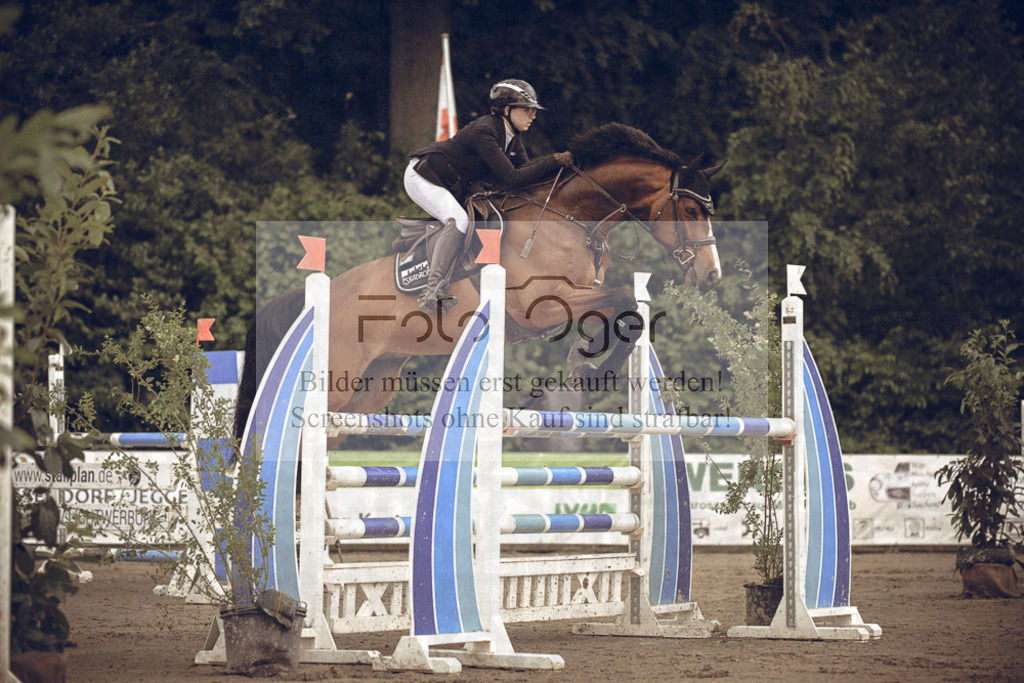 20240530-DOS_2056 | Entdecke hochwertige Reitturnierfotos von Foto Oger. Professionell, emotional und authentisch – jetzt Lieblingsmomente im Shop bestellen.Deutschlandweite Turnierfotografie. - Realisiert mit Pictrs.com