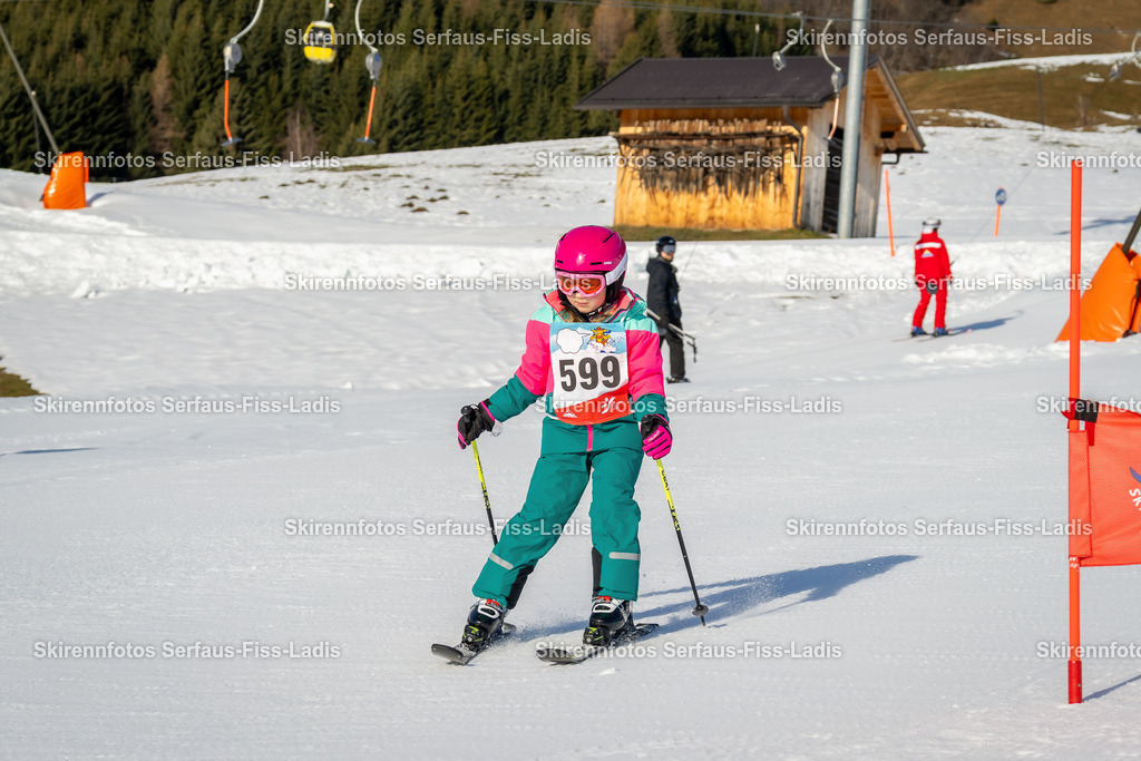 SRF_12.12.2025 0069 | SRF_12.12.2025 0069 - Realisiert mit Pictrs.com