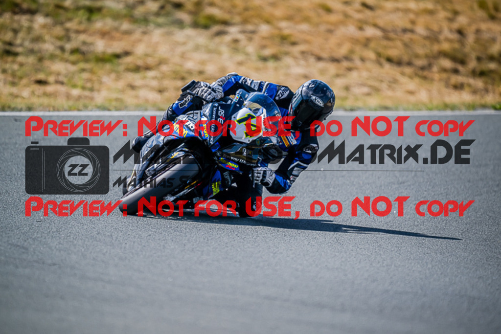 MaZZes_FotoMatrix_220722_7210 | IDM1000