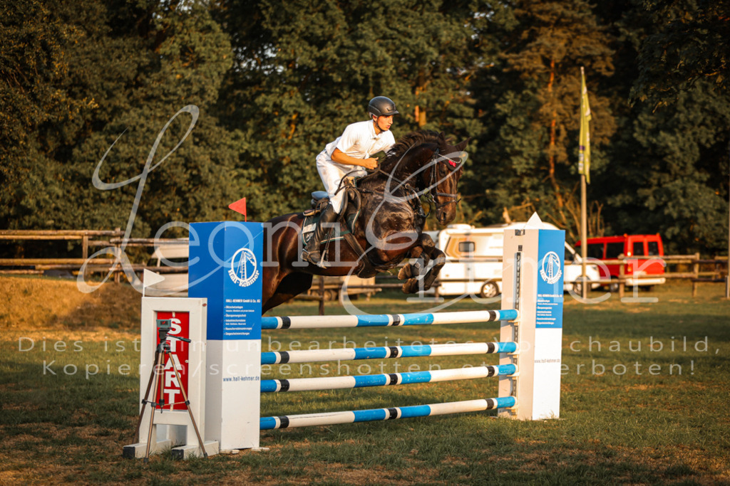 24.FrSpL00196 | Leoni Ertmer Photography - Realisiert mit Pictrs.com