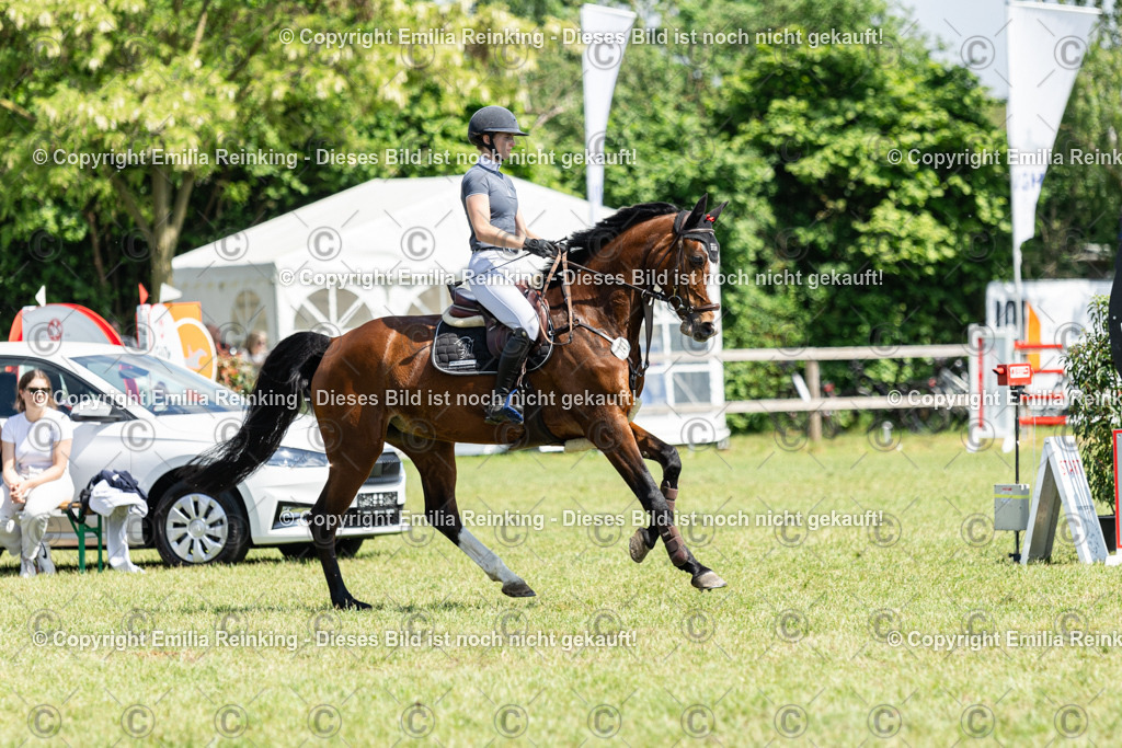 CL5A4280 | Emilia Reinking Fotografie - Realisiert mit Pictrs.com