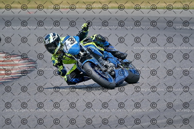 25bt04-1305 | markuskiefer.com - Realisiert mit Pictrs.com