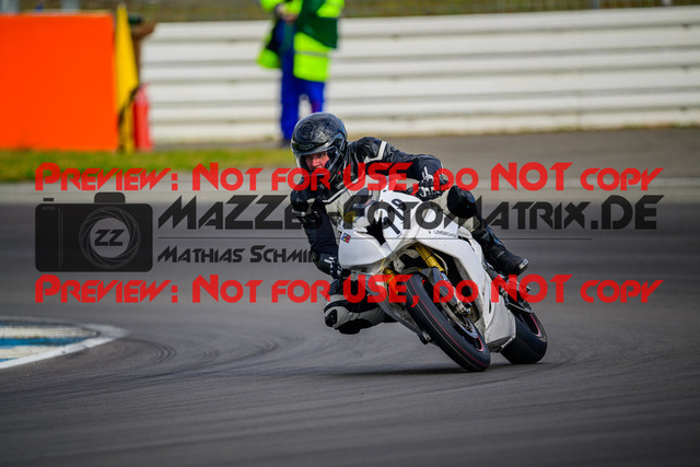 MaZZes_Fotomatrix_20250421_6007705_1105 | ROT