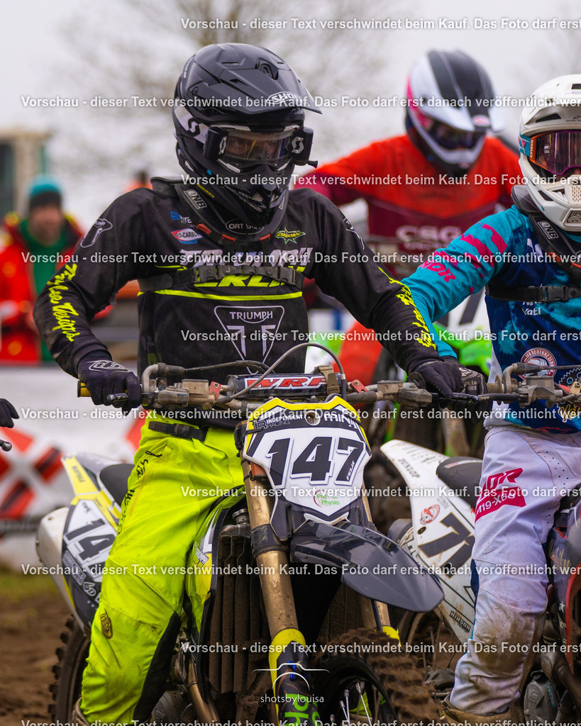 20260412_MCCBensdorf-1599 | Sportfotografin aus Berlin-Brandenburg mit Fokus auf Motocross. Ich halte deine sportliche Leistung und echte Emotionen auf und neben der Strecke professionell fest. Entdecke die Fotos von deinem Rennen und bestelle sie direkt hier im Shop.
