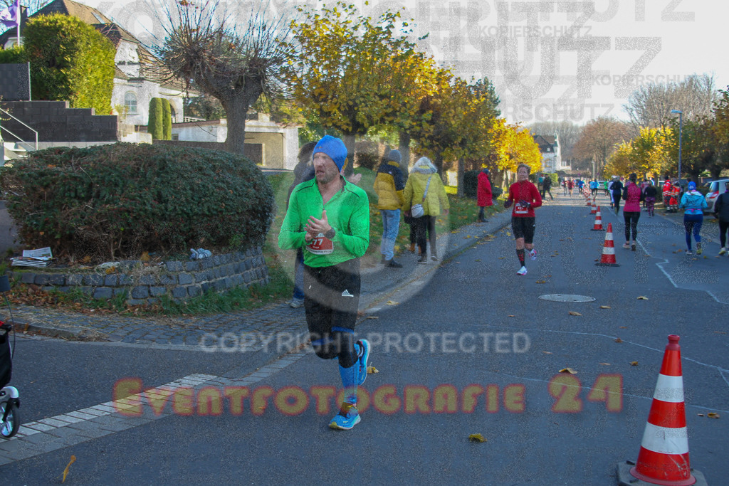 241201_1221_EV4_2203 | Sportfotografie im Rhein-Sieg Kreis, Köln, Bonn, NRW, Rheinland Pfalz, Hessen, etc. Unser Tätigkeitsfeld umfasst den Laufsport vom Volkslauf über den Marathon, Duathlon, Triathon bis zum Ultralauf wie Kölnpfad Ultra oder Schindertrail.