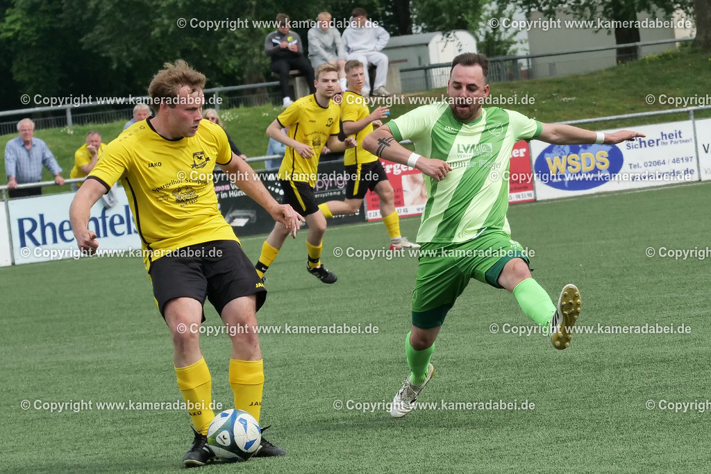 Fußball : Bezirksliga : SV 08/29 Friedrichsfeld - Borusia Veen am 10.05.2026 in Voerde Friedrichsfeld | Fußball : Bezirksliga : SV 08/29 Friedrichsfeld - Borusia Veen am 10.05.2026 in Voerde Friedrichsfeld - Realisiert mit Pictrs.com