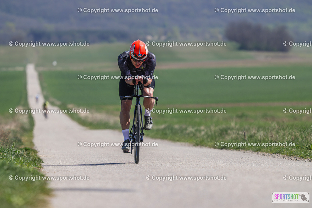 368A2811 | Neusiedlersee Radmarathon 2026@sportshot_your_pictrs #yourpictures#roadtowm2029 #nrm #neusiedlerseeradmarathon #neusiedlersee #neusiedlerseetourismus #burgenland #mörbisch #nrm26 #burgenlandtourismus #voglundco #poweredbyburgenlandtourismus #radsport #rad #marathon #ucigranfondo #visitburgenland #ucigranfondoworldseries