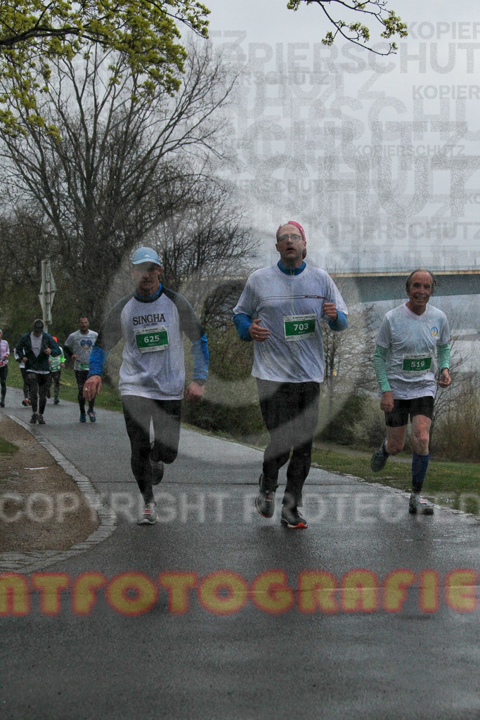 220331_1922_EV4_9608 | Sportfotografie im Rhein-Sieg Kreis, Köln, Bonn, NRW, Rheinland Pfalz, Hessen, etc. Unser Tätigkeitsfeld umfasst den Laufsport vom Volkslauf über den Marathon, Duathlon, Triathon bis zum Ultralauf wie Kölnpfad Ultra oder Schindertrail.