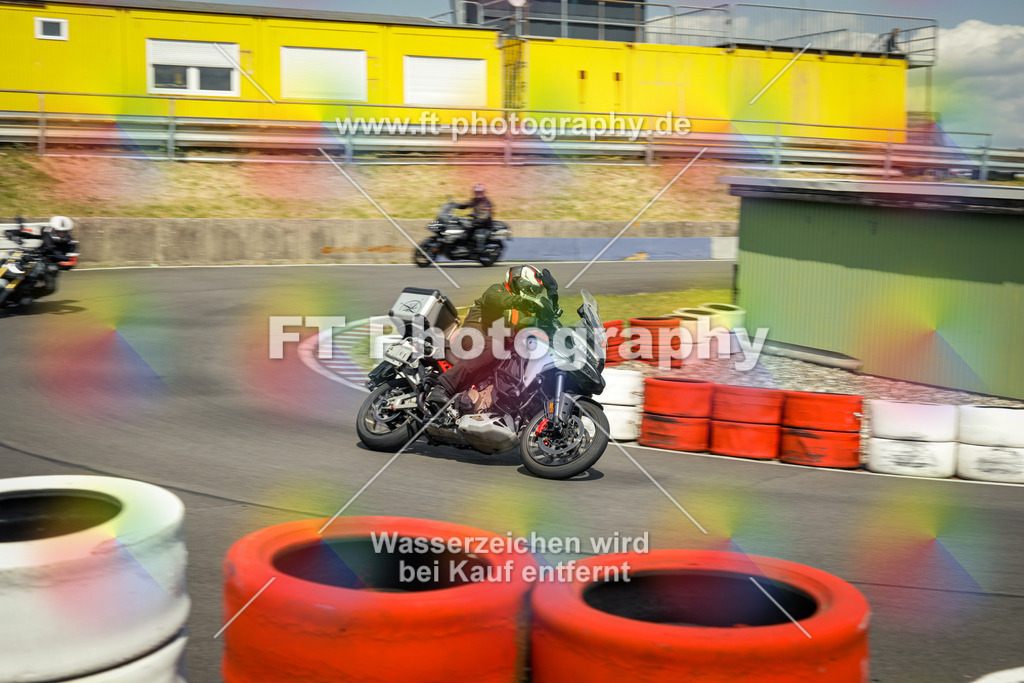 OBK_Mai_Justin_Uwe-11007 | Hier findet Ihr Bilder von Touristenfahrten auf der Nürburgring Nordschleife oder von anderen Veranstaltungen die ich besucht habe. Viel Spass beim Durch Schauen 