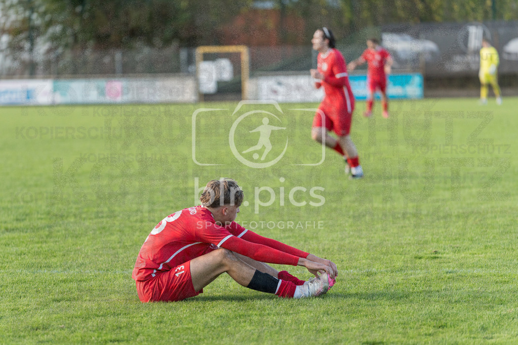 blr.pics_FC Oberneuland - JFV Bremen II | Professionelle Fußball- und Sportfotografie. Spielbilder online ansehen und kaufen – Einzelbilder oder komplette Galerien in hoher Qualität.