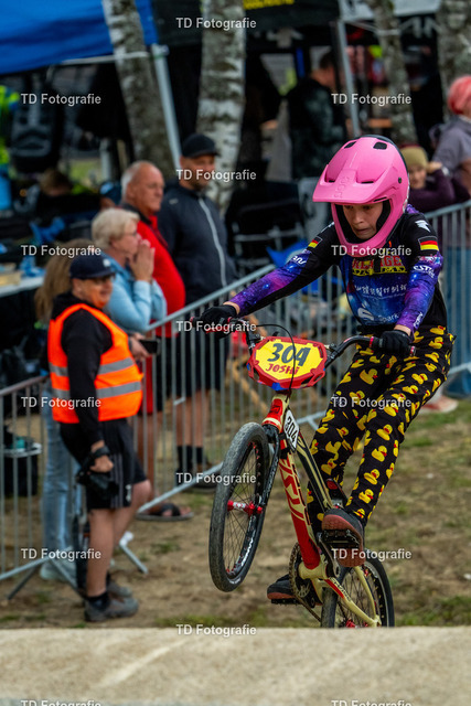 BayBMX2026-05655 | Fotogalerie von Thomas Dettweiler mit Eventbildern und lizenzfreien Fotos. Perfekt als Wandbild, für Büro, Website oder private Nutzung. - Realisiert mit Pictrs.com