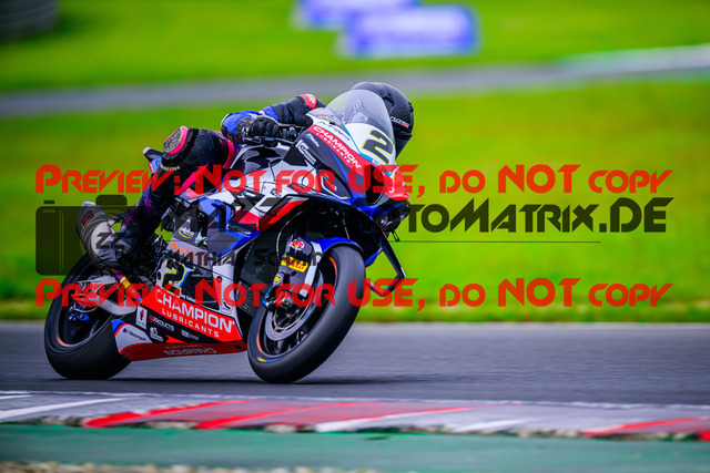 MaZZes_FotoMatrix_240602_6007705_5548 | STK