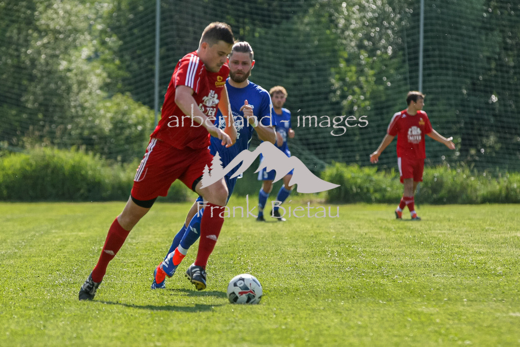 993T7877 | Medien- Sport- Entertainmentfotos