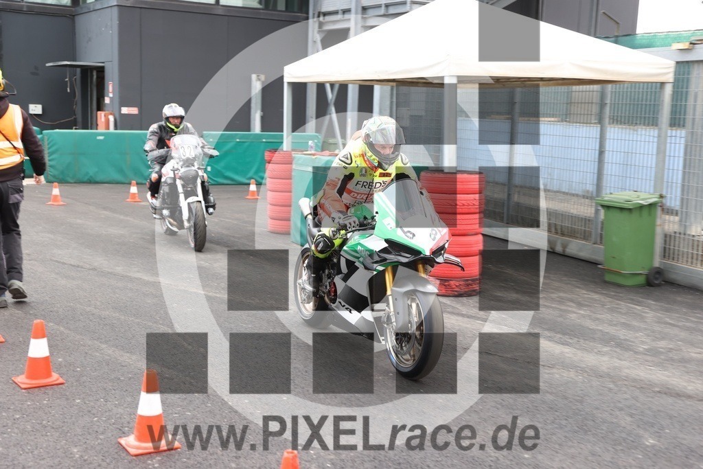 0068-20260331_00222 | Schöne Erinnerungen an spannende Momente - das festzuhalten ist unser Job. PIXELrace.de ist seit 2003 auf den Rennstrecken Europas unterwegs um die Action draußen beim Fahren und die wunderbare Stimmung imm Fahrerlager für euch einzufangen.