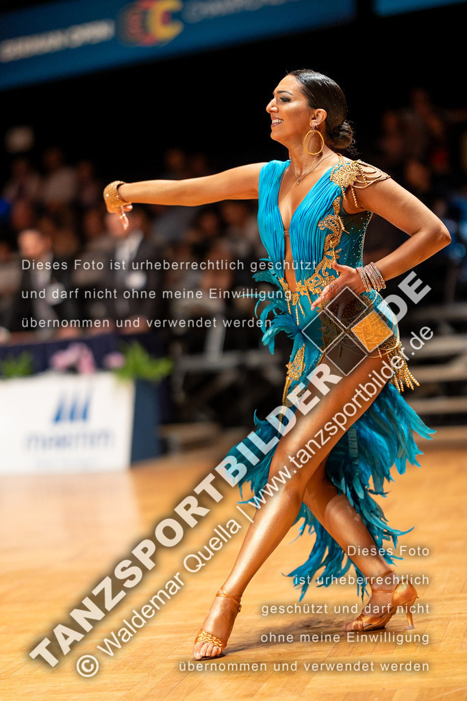 20230812-12280 | Hier finden Sie Tanz Bilder vom Latein und Standard Formationen tanzen. Sportbilder vom Tanzsport. Schöne Fotos und von Weltmeisterschaft, Europameisterschaft, Bundesliga, Regionalliga, Oberliga und Landesliga sowie von GOC Stuttgart, DanceComp, WM Bremen