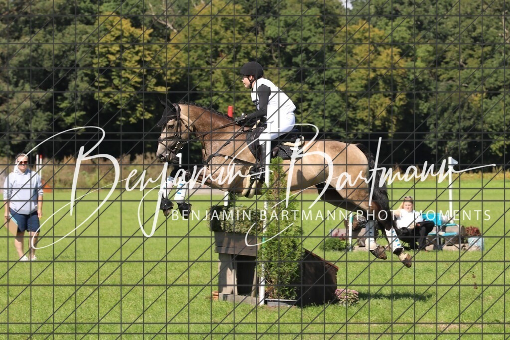 AZ2A0151 | Benjamin Bartmann Photomoments