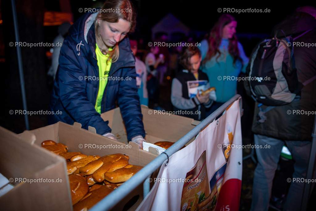 Martinslauf Sindorf 2023 in Kerpen-Sindorf, 09.11.2023 | Impressionen vom Martinslauf Sindorf 2023 am 09.11.2023 in Kerpen-Sindorf (Nordrhein-Westfalen).
