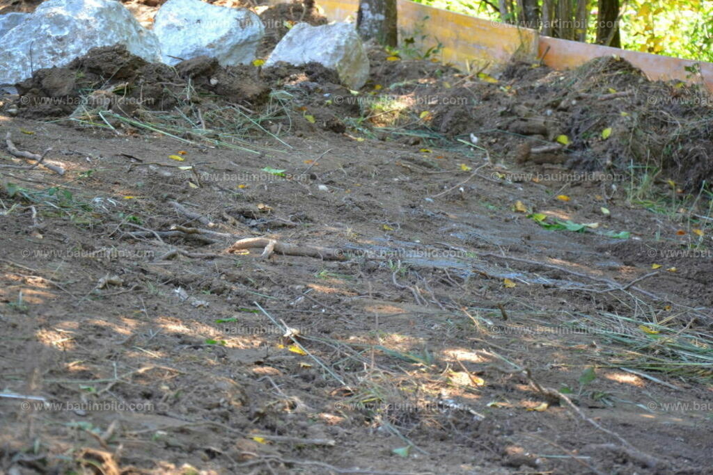 bib-lg02-erdarbeiten-0066 | Nach LV-Leistungsgruppen sortierte Detailfotos über den Bau eines Hauses. Alle Hausbau-Bilder direkt vom Urheber und Autor der Website Haus-Selber-Bauen.com